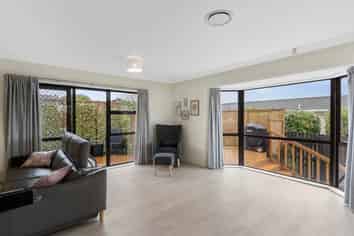 215A  Queen Street, Pukekohe