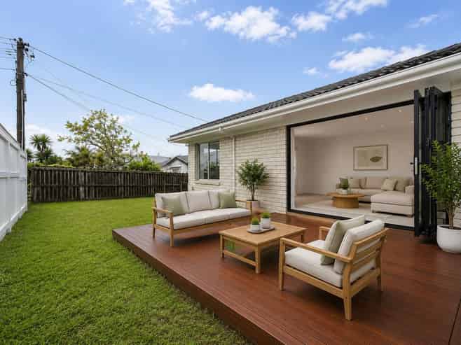 1/11 Waitemata Road, Hauraki
