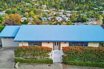 6 Valley Heights Road, Stepneyville