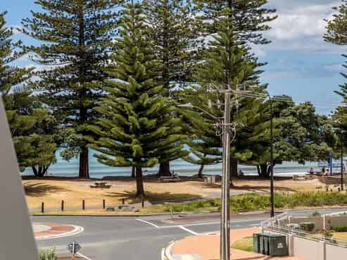 25/3 Riverside Road, Orewa