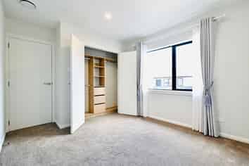 A/12 Parker Crescent, Otara