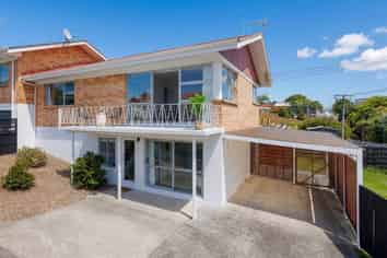 1/15 Zion Road, Birkenhead