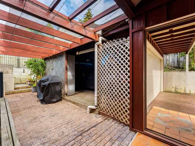 27 Oaktree Avenue, Browns Bay