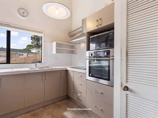 27 Oaktree Avenue, Browns Bay