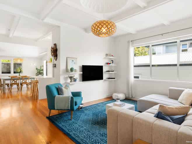 2/32 St Michaels Avenue, Point Chevalier