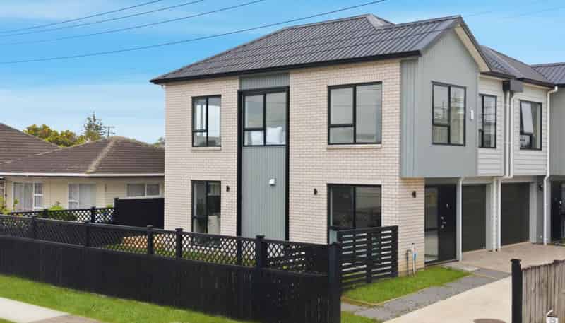 27A Von Sturmer Street, Mangere East