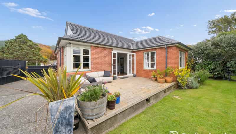 6 Anson Grove, Naenae