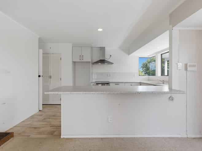 118 Simpson Road, Papamoa Beach
