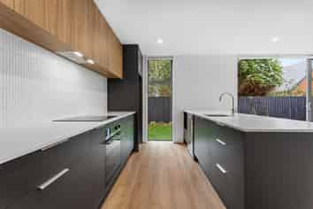 4/33 Cornwall Street, Saint Albans