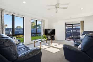 3 Burleigh Road, Redwoodtown