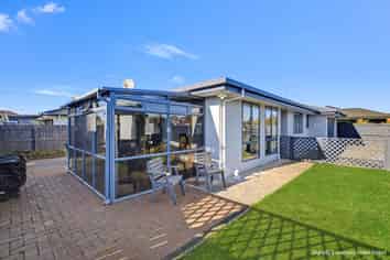3 Burleigh Road, Redwoodtown