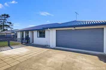 3 Burleigh Road, Redwoodtown