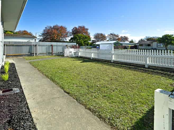 2/85 Diaz Drive, Flaxmere