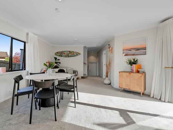 5 Barnacle Rise, Red Beach