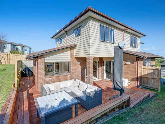 5 Barnacle Rise, Red Beach