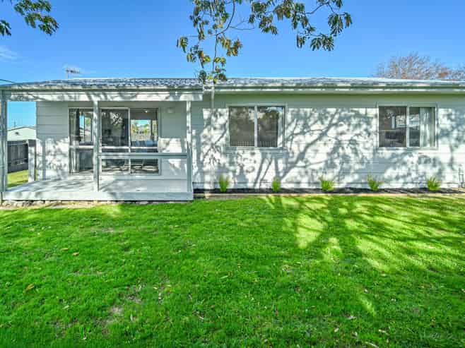 2/2 Tarbet Place, Flaxmere