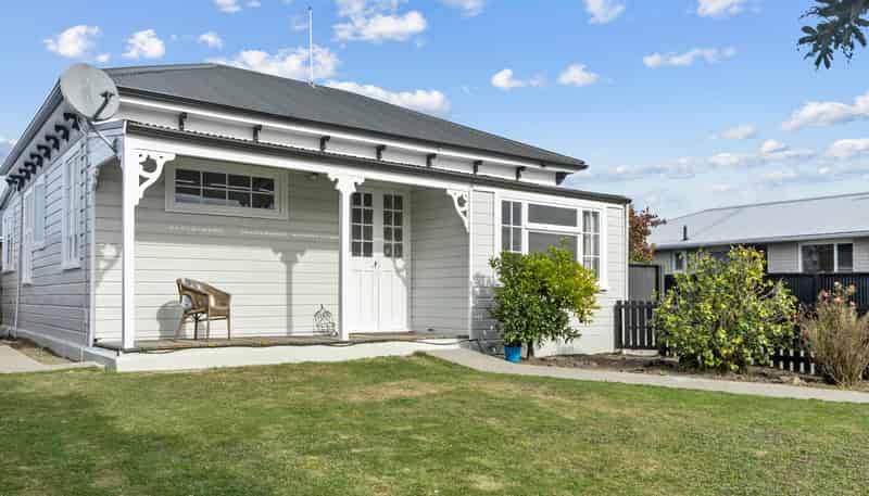 15 Leckie Street, Redruth