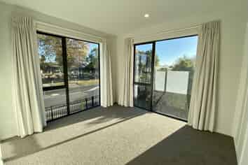 1/83 Rutherford Street, Woolston