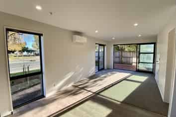 1/83 Rutherford Street, Woolston