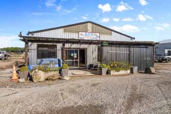 KT's Landscaping Business -free hold going concern