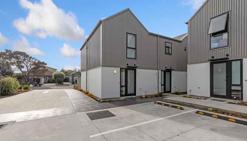 1/32 Frederick Street, Waltham