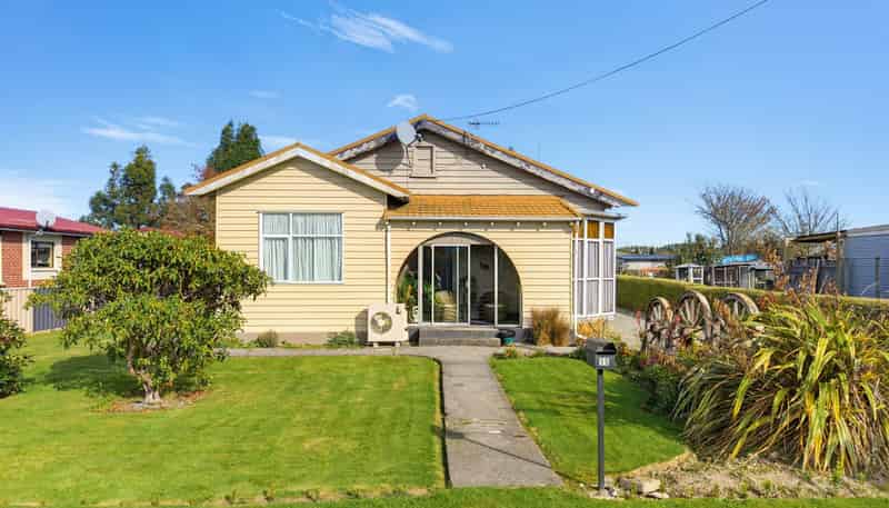 15 Burns Street, Mataura