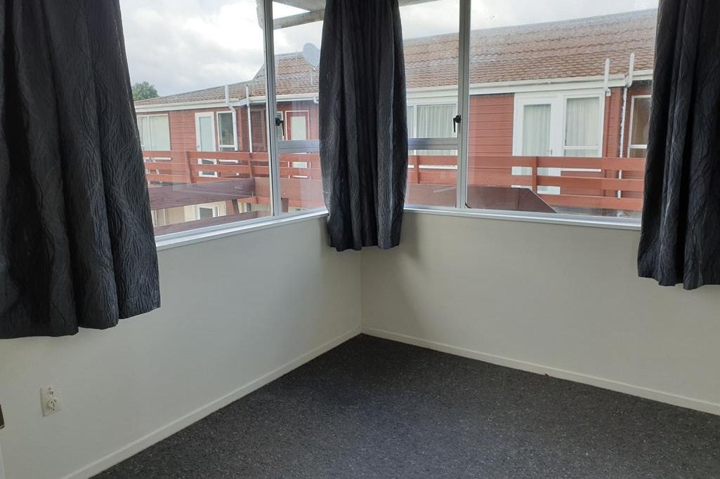TWO BEDROOM IN TRENTHAM – pohled 6