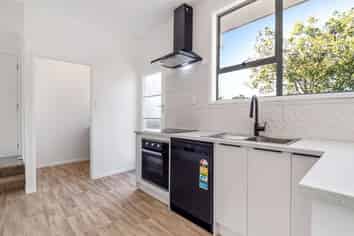 24 Leaver Place, Weymouth