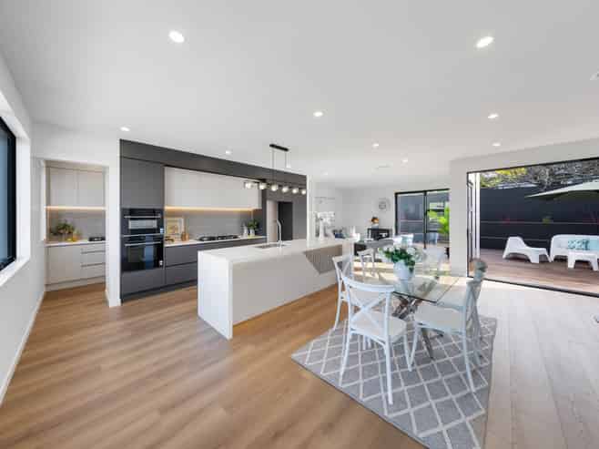 15 Awa Crescent, Saint Johns