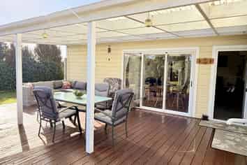 133 Ferry Road, Richmond