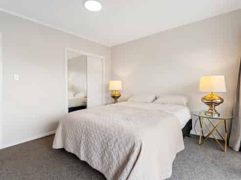 1/23b Hillsborough Road, Hillsborough