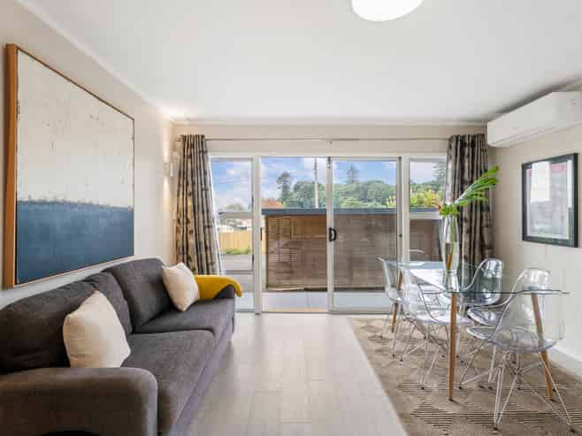 1/23b Hillsborough Road, Hillsborough