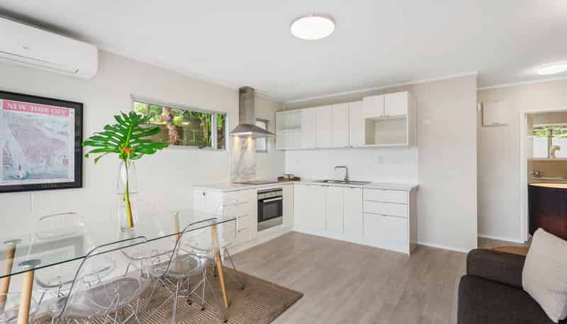 1/23b Hillsborough Road, Hillsborough
