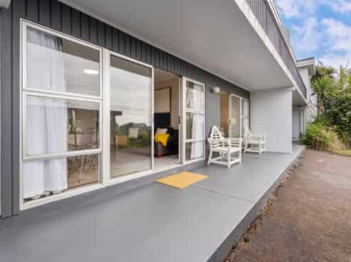 1/23b Hillsborough Road, Hillsborough