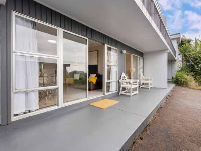 1/23b Hillsborough Road, Hillsborough