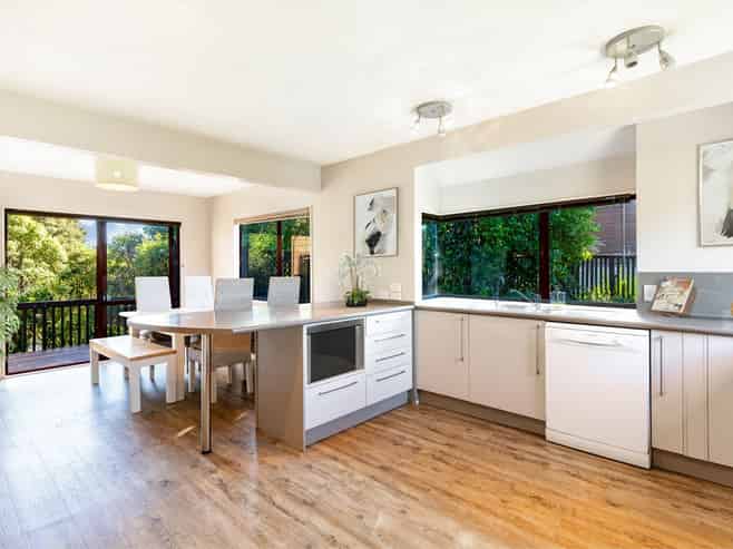 16 James Cook Drive, Whitby