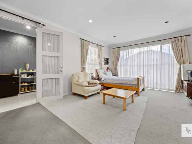 47 Coachman Drive, Flat Bush