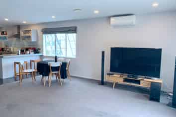 9/9 Georgia Terrace, Albany