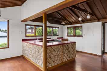 1/54 Ngamotu Road, Hilltop