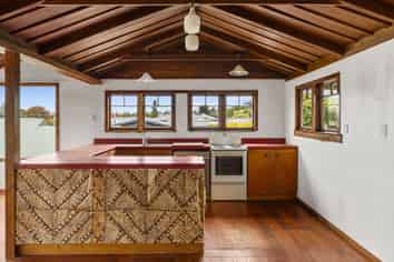 1/54 Ngamotu Road, Hilltop