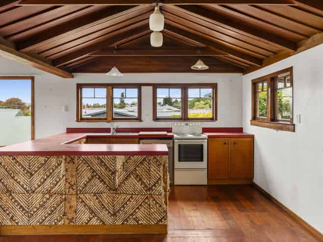 1/54 Ngamotu Road, Hilltop