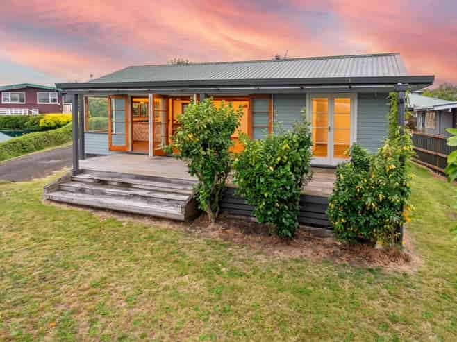 1/54 Ngamotu Road, Hilltop