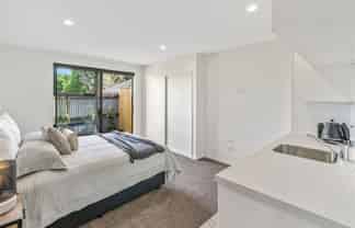 Room 2/7a Laurence Street, Waltham