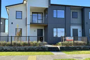 131 WAITUARUA DRIVE "Waiata Shores", Conifer Grove