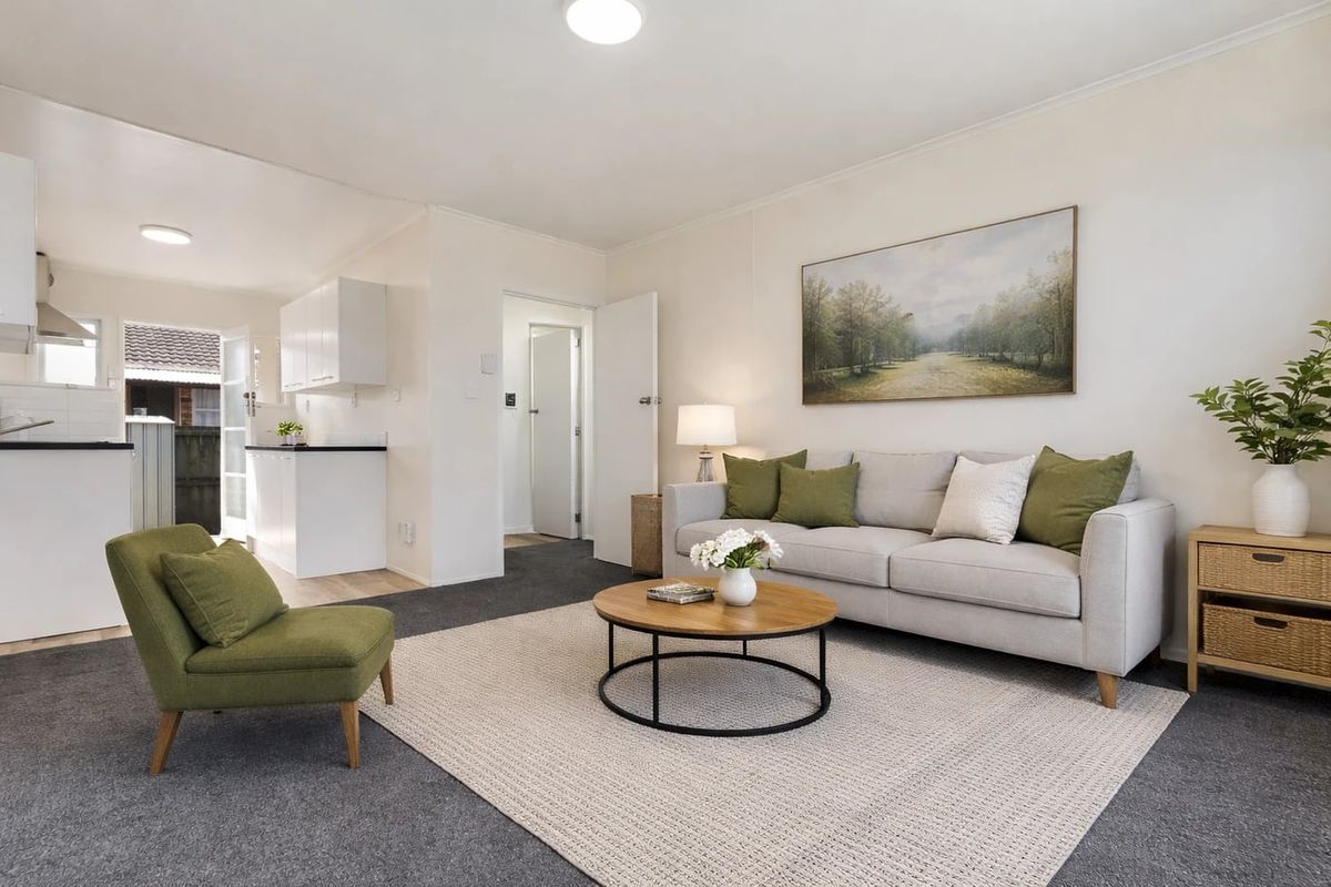 Delightful, bright two bedroom unit! - Widok 3