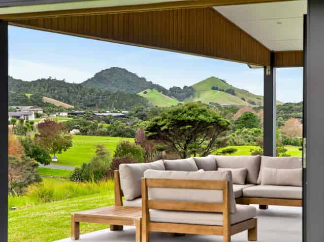 10 Lakeview Lane, Mangawhai