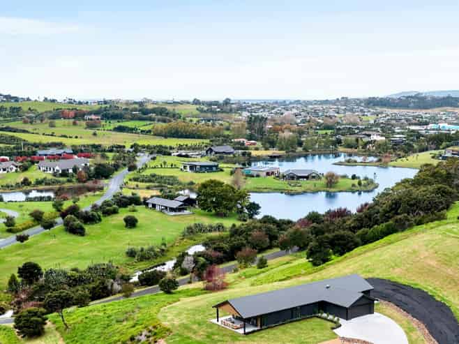 10 Lakeview Lane, Mangawhai