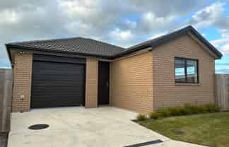 28 Waruhia Crescent, Rototuna