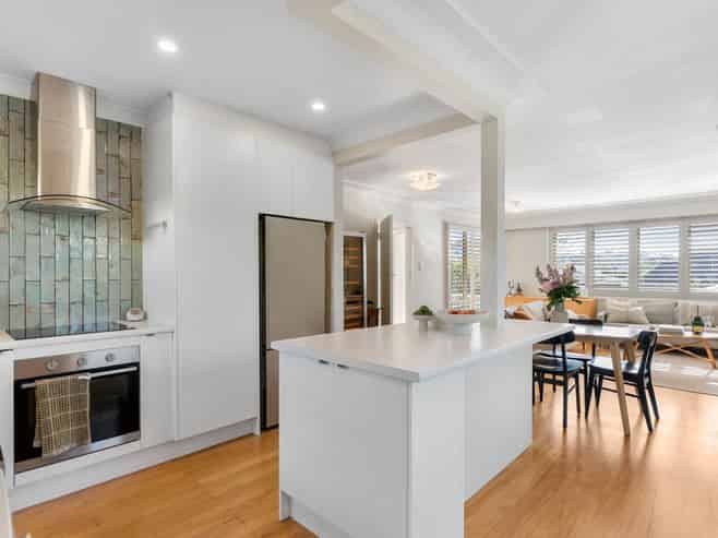1 Chesterfield Avenue, Saint Heliers