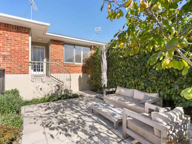 1 Chesterfield Avenue, Saint Heliers
